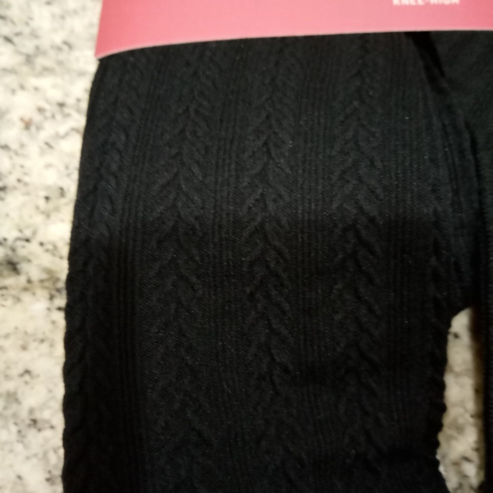 NWT 2 packs of Merona Black 6 pk of socks (2 plain/4 patterned) in size 4-10 - Picture 5 of 5